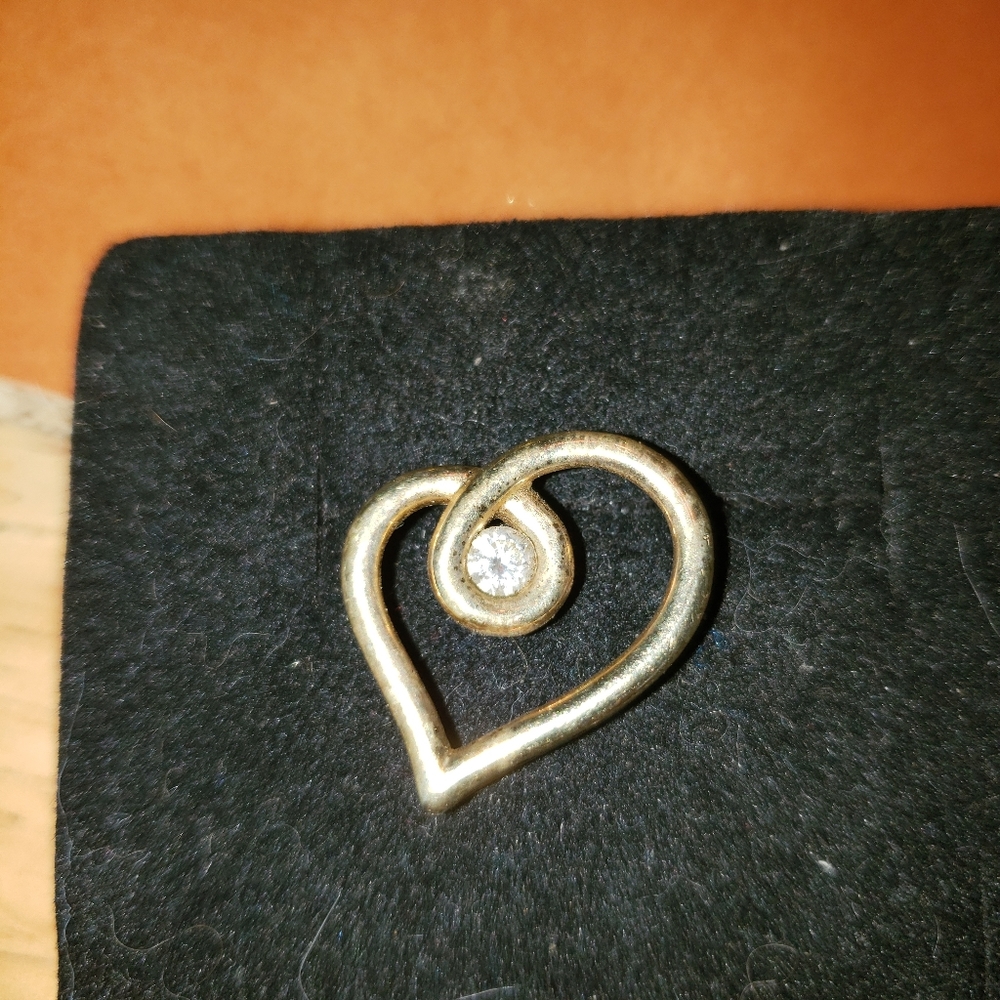 Heart pendant